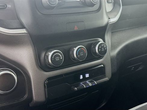 Certified 2022 RAM 1500 Big Horn AWD/4WD image 25