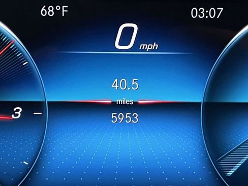 Certified 2022 Mercedes-Benz GLB 250 4MATIC image 26