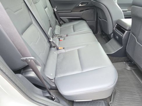 Certified 2025 Lexus GX 550 w/ Accessory Package (2T) AWD/4WD image 25