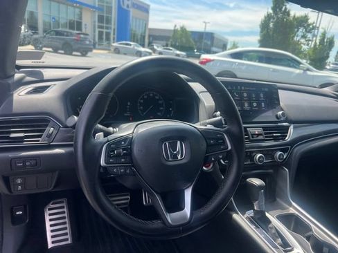 Used 2022 Honda Accord Sport image 14