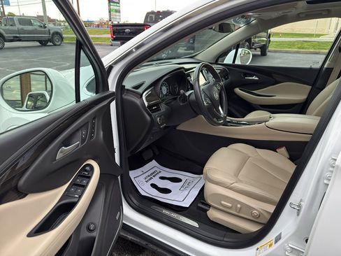 Used 2019 Buick Envision Premium w/ Driver Confidence Package AWD/4WD image 9