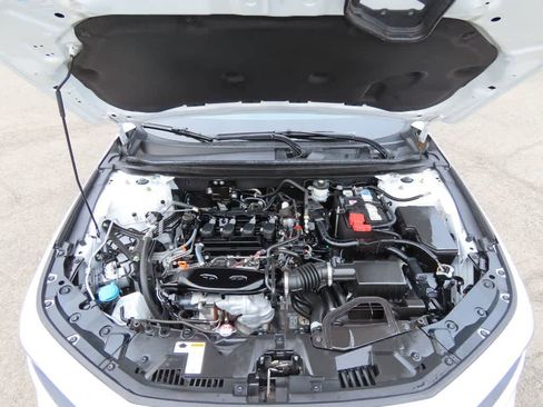 Certified 2023 Honda Accord EX image 9