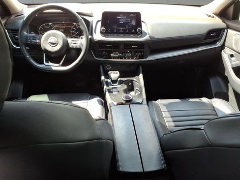 Used 2023 Nissan Rogue SV w/ SV Premium B Package AWD/4WD image 8