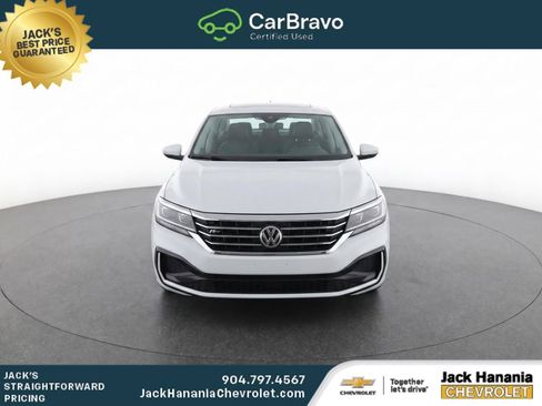 Used 2021 Volkswagen Passat 2.0T R-Line FWD image 5