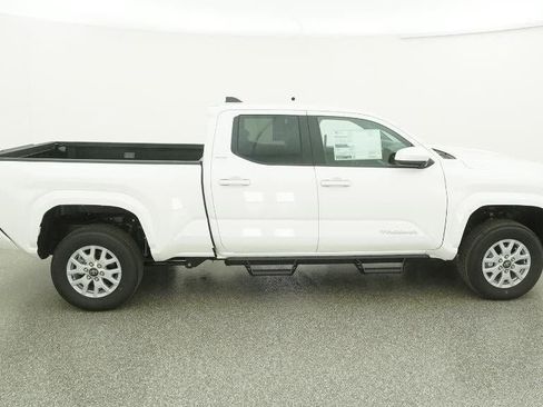 New 2026 Toyota Tacoma SR5 image 11