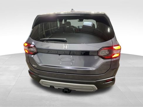 Certified 2024 Honda Pilot EX-L image 8