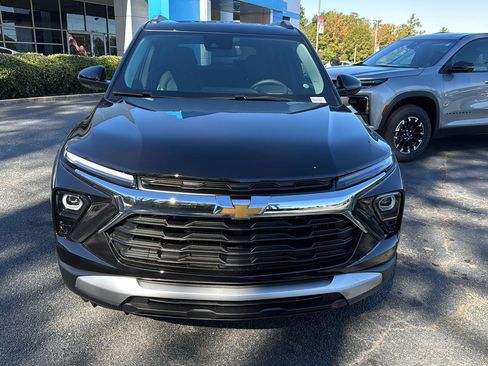 New 2026 Chevrolet TrailBlazer LT w/ Driver Confidence Package image 8
