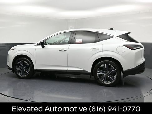 Certified 2025 Nissan Murano SV FWD image 26