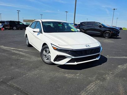 New 2026 Hyundai Elantra SEL Sport