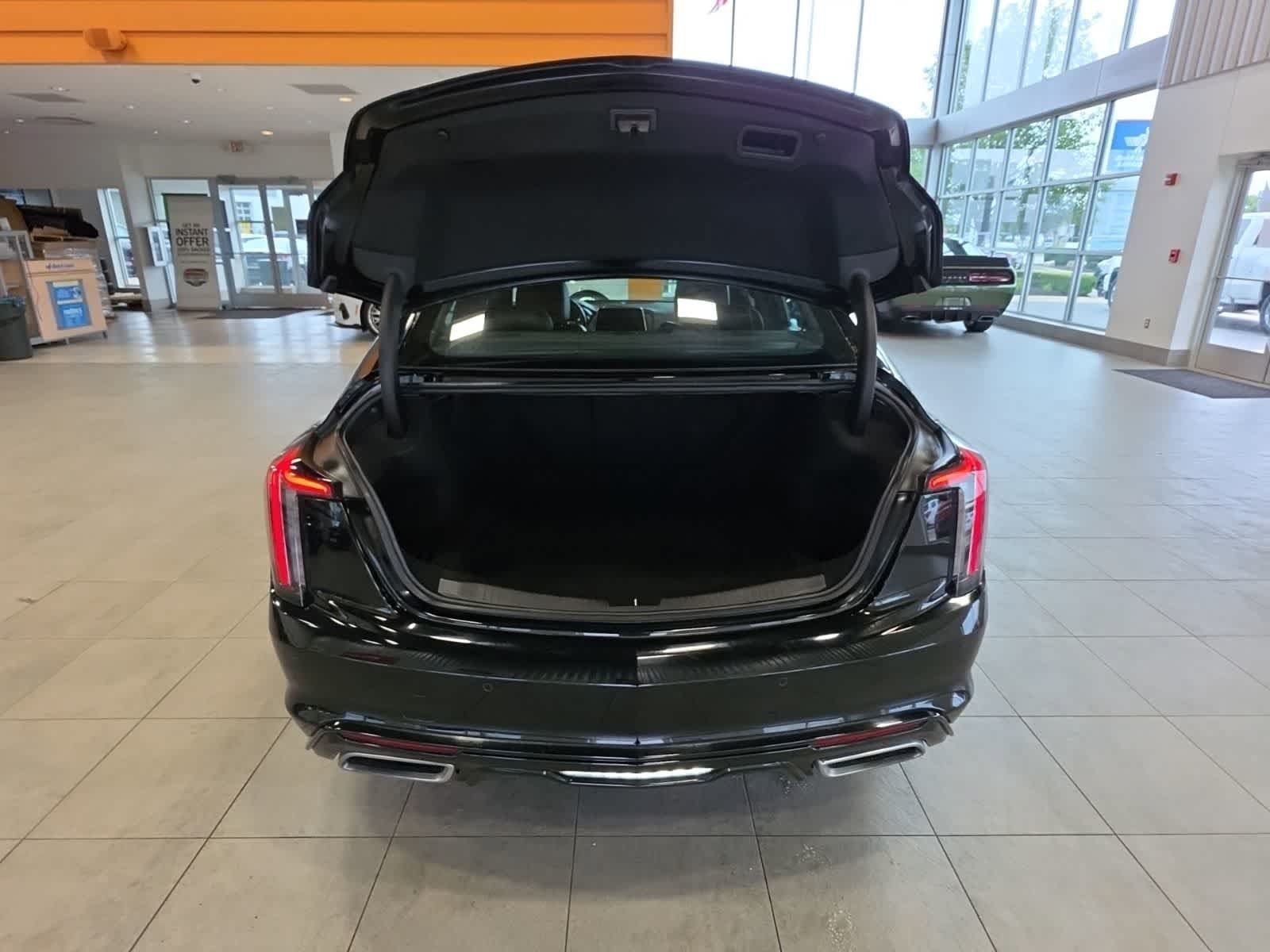 Used 2021 Cadillac CT5 Sport w/ Lighting Package AWD/4WD image 11