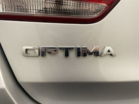 Used 2016 Kia Optima EX w/ Premium Package image 25