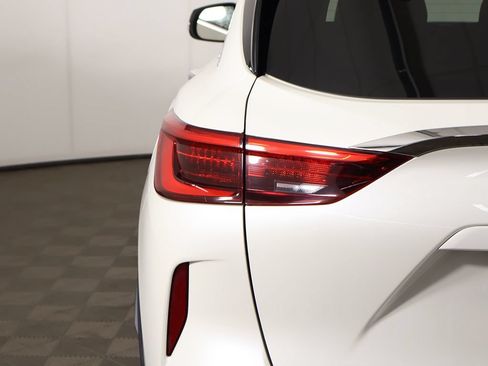 Used 2020 INFINITI QX50 Essential w/ Edition 30 Package FWD image 16