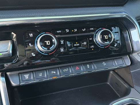 Used 2024 GMC Sierra 2500 Denali w/ Denali Reserve Package image 33