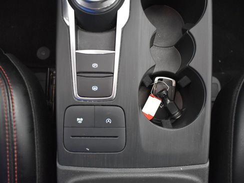 Used 2024 Ford Escape ST-Line image 19