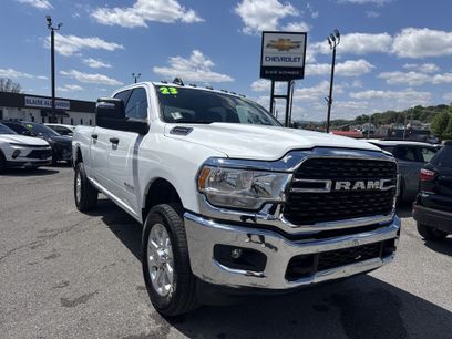 Used 2023 RAM 2500 Big Horn w/ Level 1 Equipment Group