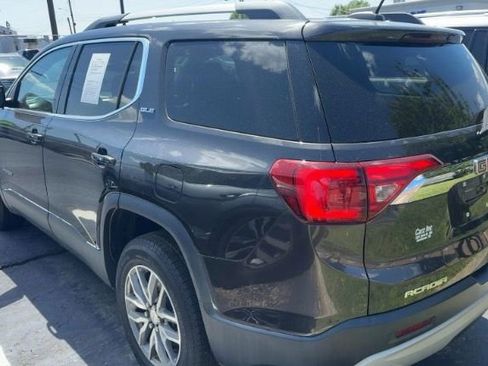 Used 2017 GMC Acadia SLE FWD image 9
