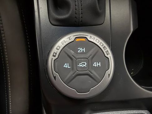 Used 2025 Ford Bronco Outer Banks AWD/4WD image 22