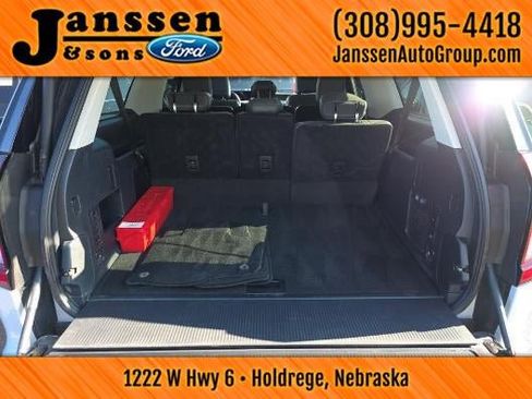 Used 2025 Ford Expedition Max Active AWD/4WD image 2