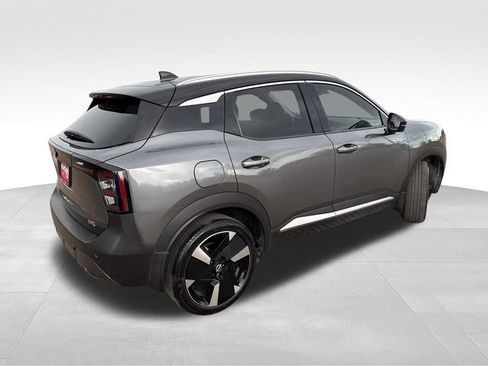Certified 2025 Nissan Kicks SR FWD image 8