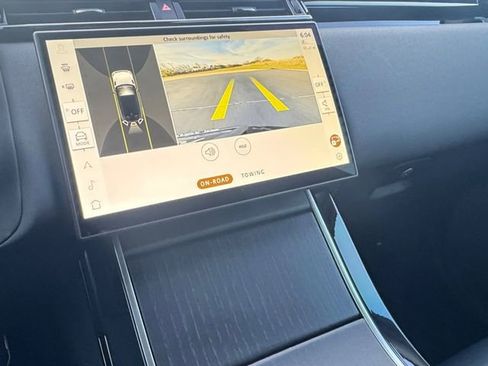 Used 2024 Land Rover Range Rover Velar Dynamic SE image 9