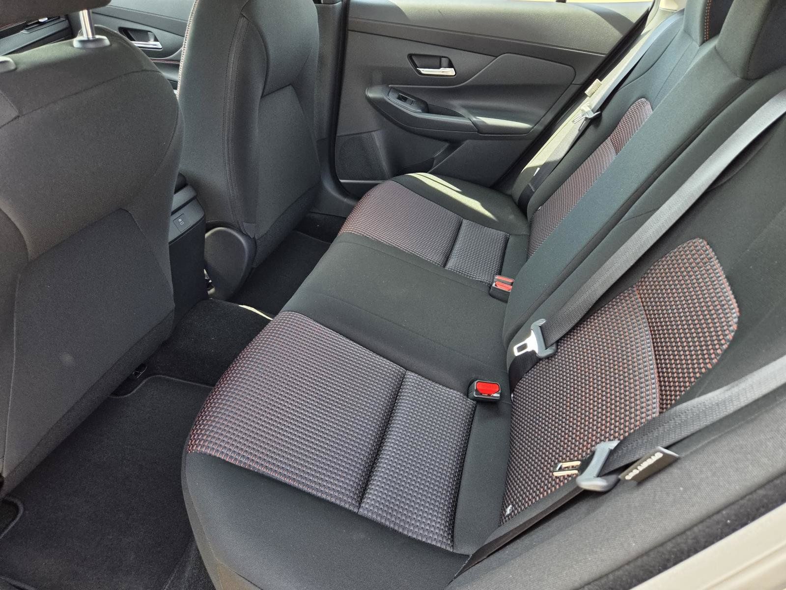 New 2027 Nissan Sentra SR FWD image 12