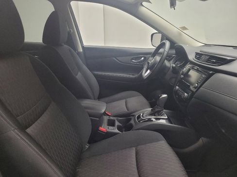Used 2020 Nissan Rogue SV AWD/4WD image 21