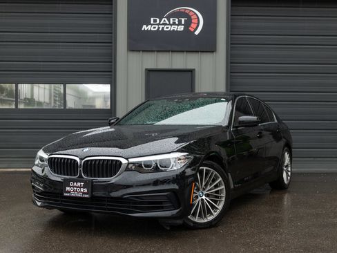 Used 2020 BMW 540i w/ Convenience Package RWD image 3