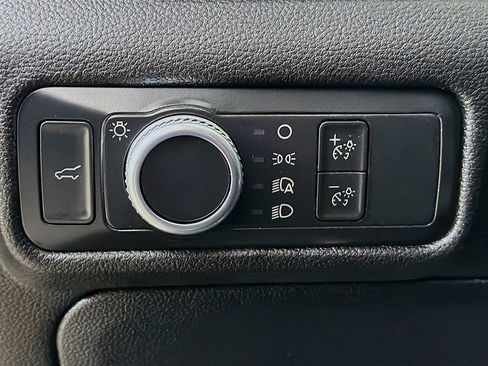 Used 2022 Ford Explorer XLT w/ Class IV Trailer Tow Package image 27