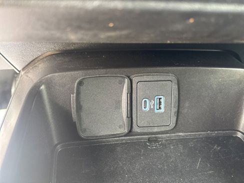 Used 2022 Ford Bronco Badlands image 18