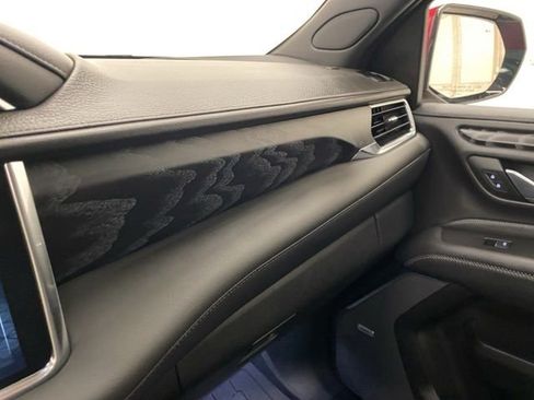 Used 2023 GMC Yukon Denali AWD/4WD image 20