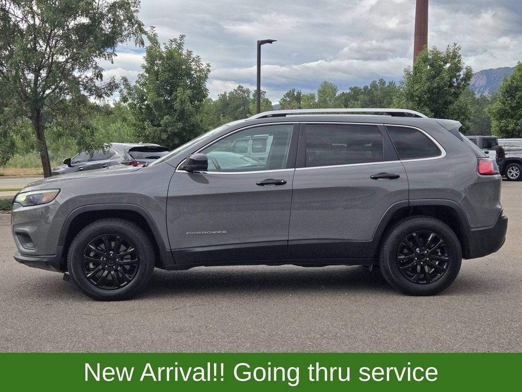 Used 2021 Jeep Cherokee Latitude Lux w/ Comfort/Convenience Group AWD/4WD image 8