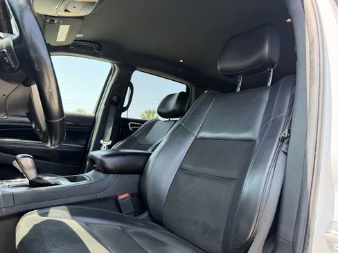 Used 2021 Jeep Grand Cherokee Laredo X RWD image 12