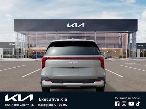 New 2026 Kia Carnival EX FWD image 5