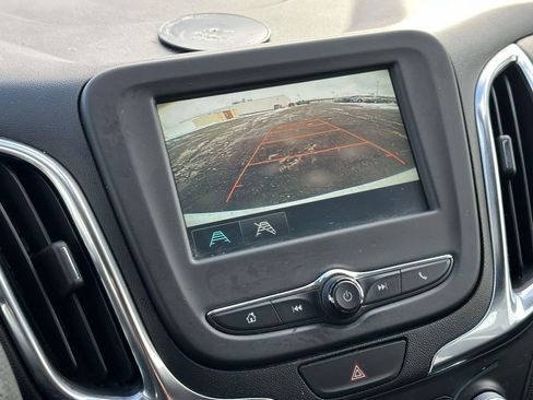 Used 2018 Chevrolet Equinox LT image 26