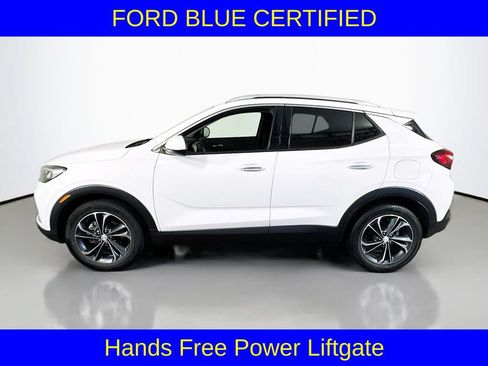 Used 2022 Buick Encore GX Essence FWD image 11