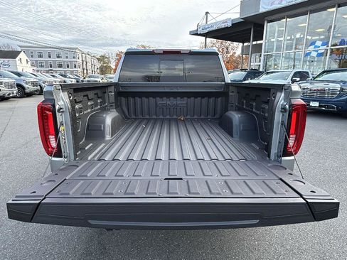 New 2026 GMC Sierra 1500 SLT w/ SLT Premium Plus Package image 32