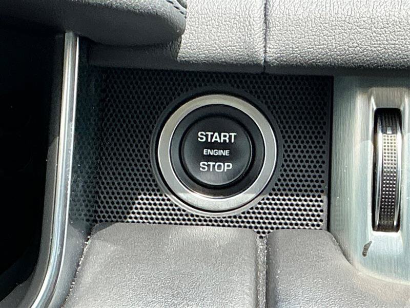 Used 2017 Land Rover Range Rover HSE AWD/4WD image 49