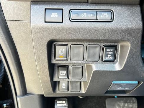 New 2025 Nissan Frontier SV w/ SV Convenience Package image 12