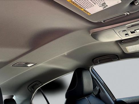 Used 2023 Toyota Camry SE image 28