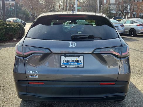Used 2023 Honda HR-V LX image 5