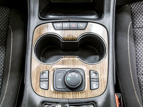 Used 2023 GMC Acadia SLE w/ Driver Convenience Package AWD/4WD image 25