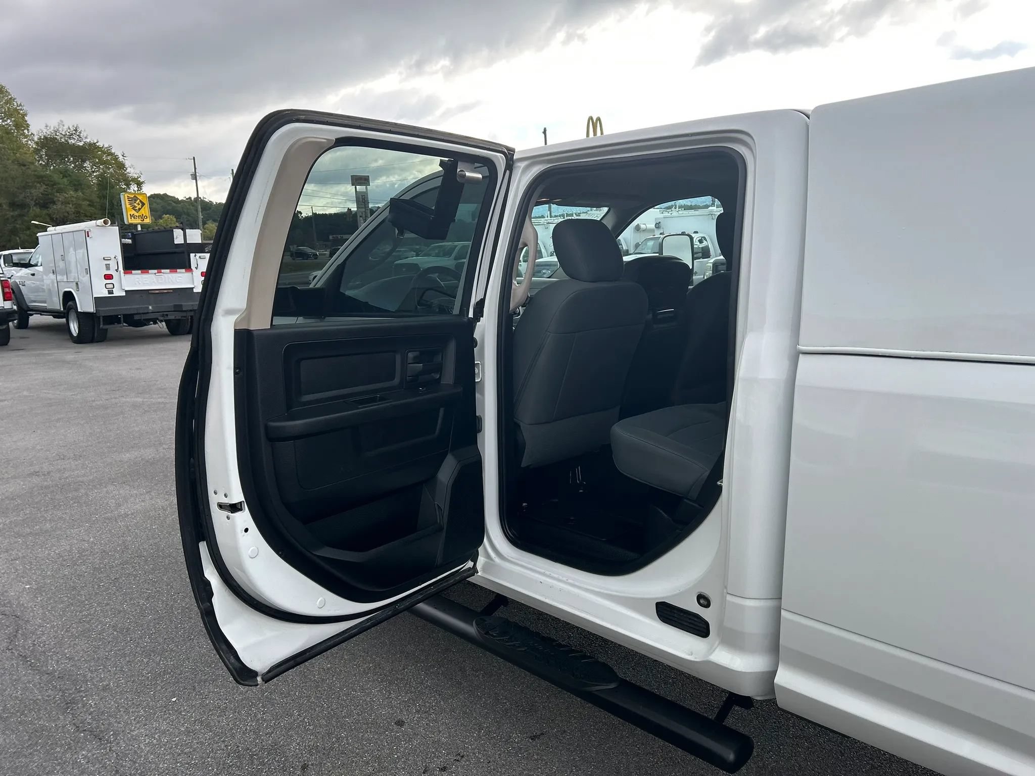 Used 2017 RAM 3500 Tradesman w/ Popular Equipment Group AWD/4WD image 24