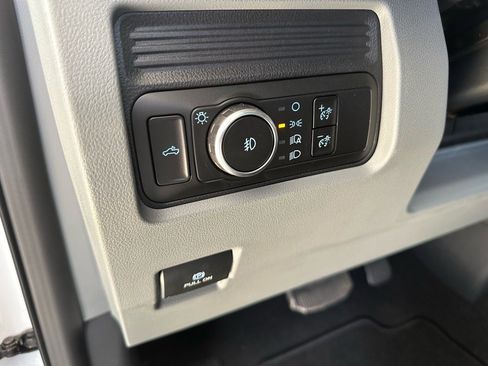 New 2026 Ford F250 XL image 32