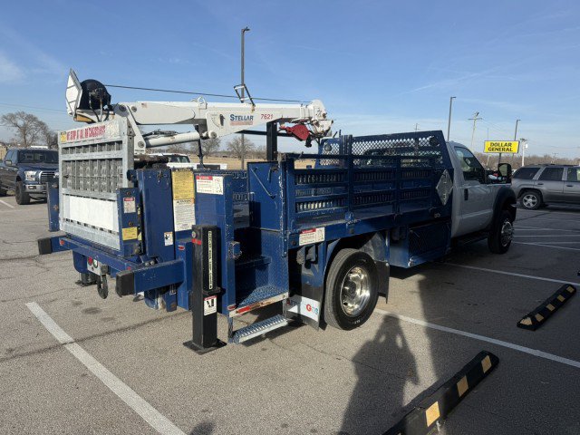 Used 2014 Ford F550 4x4 Regular Cab Super Duty image 3