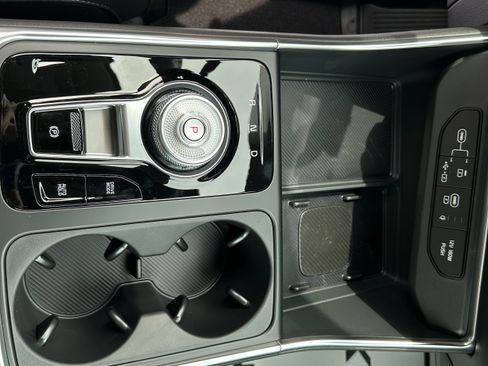 New 2026 Kia Carnival SX Prestige image 23