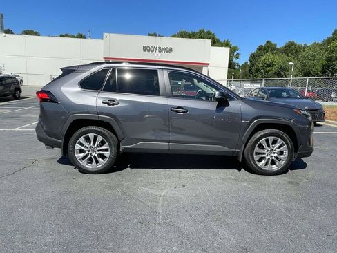 Used 2025 Toyota RAV4 XLE Premium FWD image 26