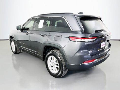 Used 2025 Jeep Grand Cherokee Laredo X w/ Luxury Tech Group I RWD image 8