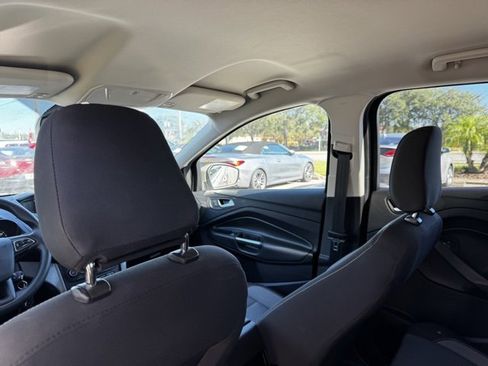 Used 2018 Ford Escape SE w/ Ford Safe & Smart Package image 21