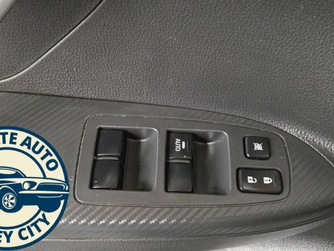 Used 2023 Mitsubishi Eclipse Cross SE image 22