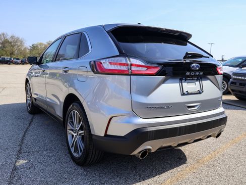 Used 2024 Ford Edge Titanium w/ Equipment Group 301A AWD/4WD image 3